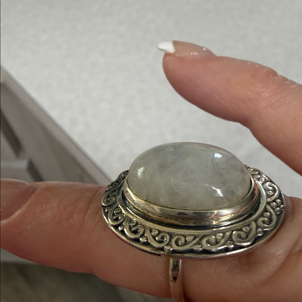 Cabochan rainbow moonstone Ring size 6 - Picture 3 of 8